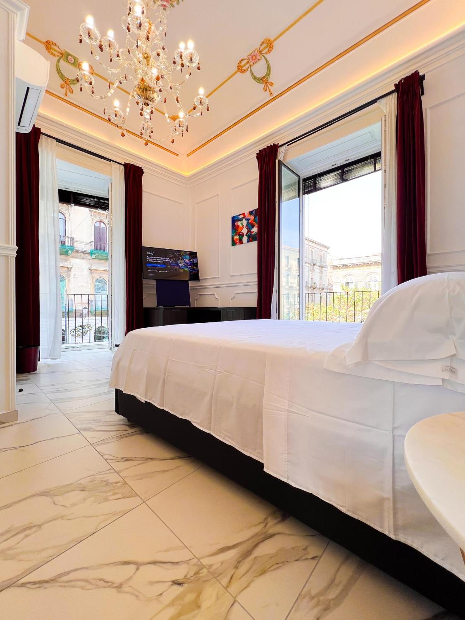 Ricci Palace Suites 卡塔尼亚 外观 照片